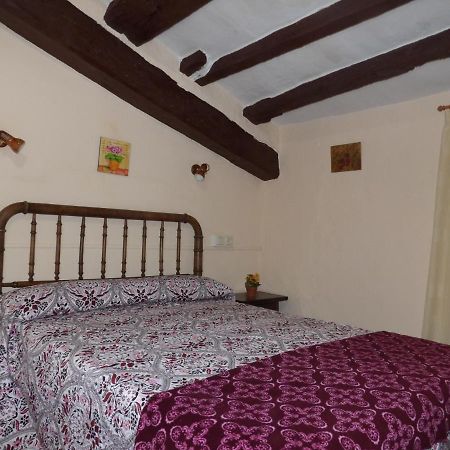 El Moli D'En Sola-Allotjaments Rurals La Vall de Bianya Exteriör bild
