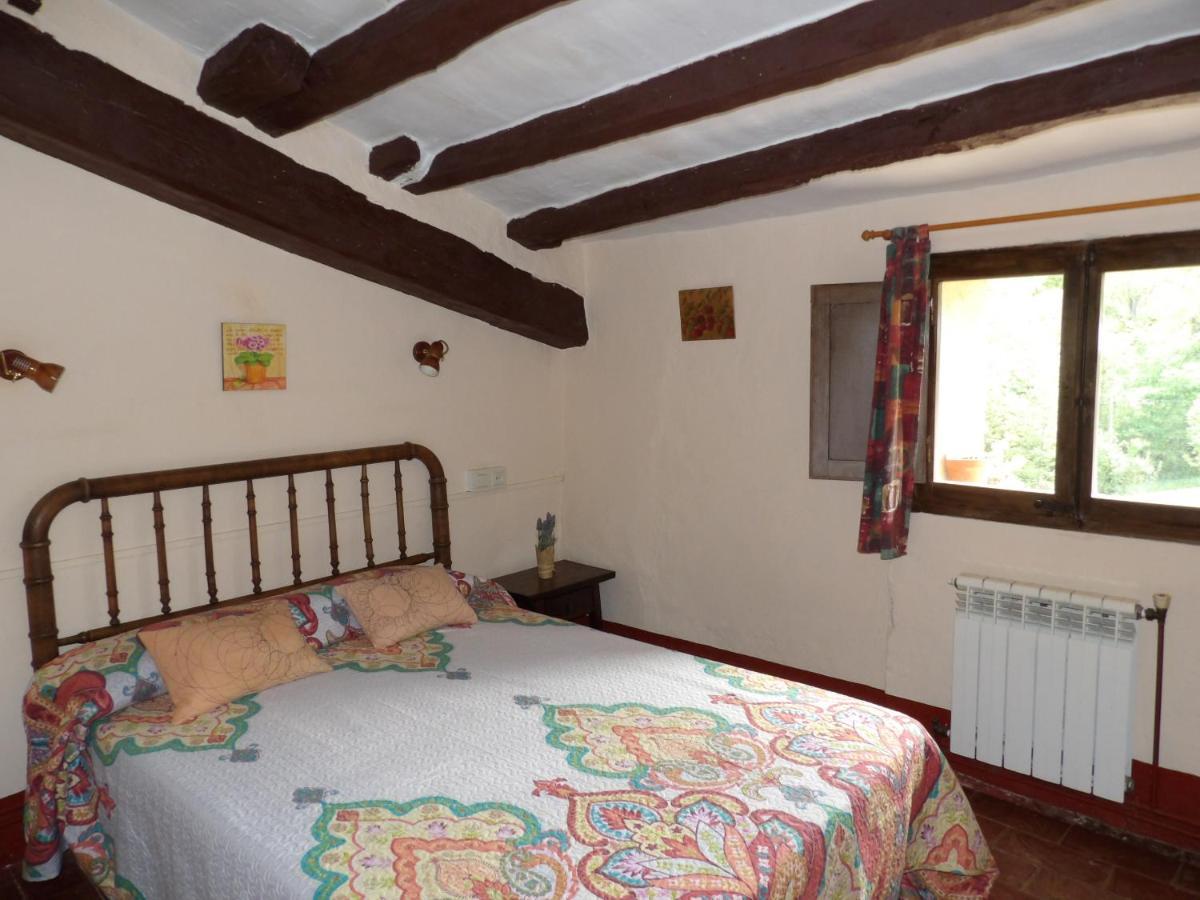 El Moli D'En Sola-Allotjaments Rurals La Vall de Bianya Exteriör bild